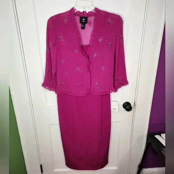 DD Collection Doncaster Magenta Silk Dress Cardigan Set Size 8 NWT Beaded - Picture 1 of 10